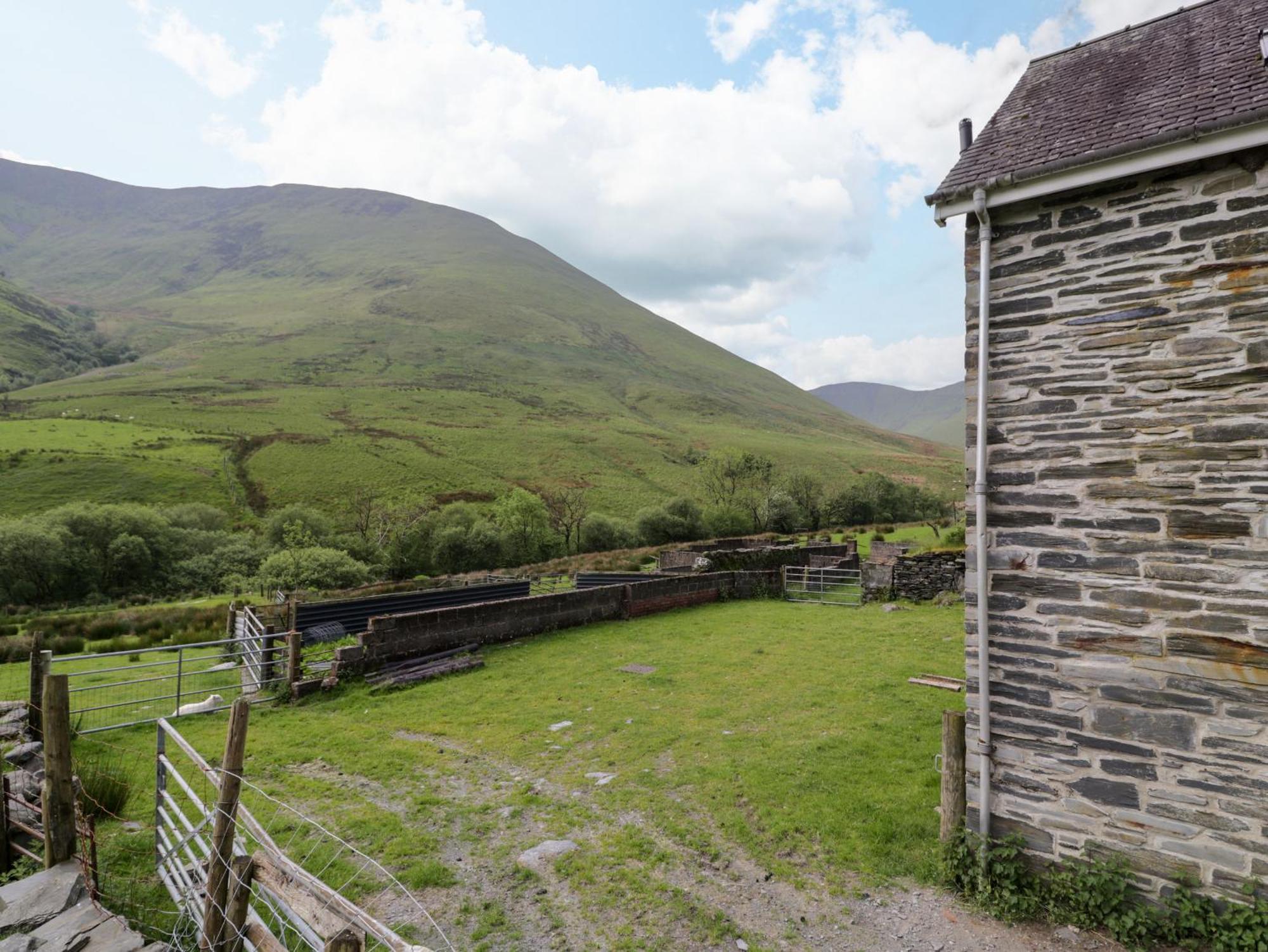 Pennant Tigi Uchaf Villa Dolgellau Exterior photo